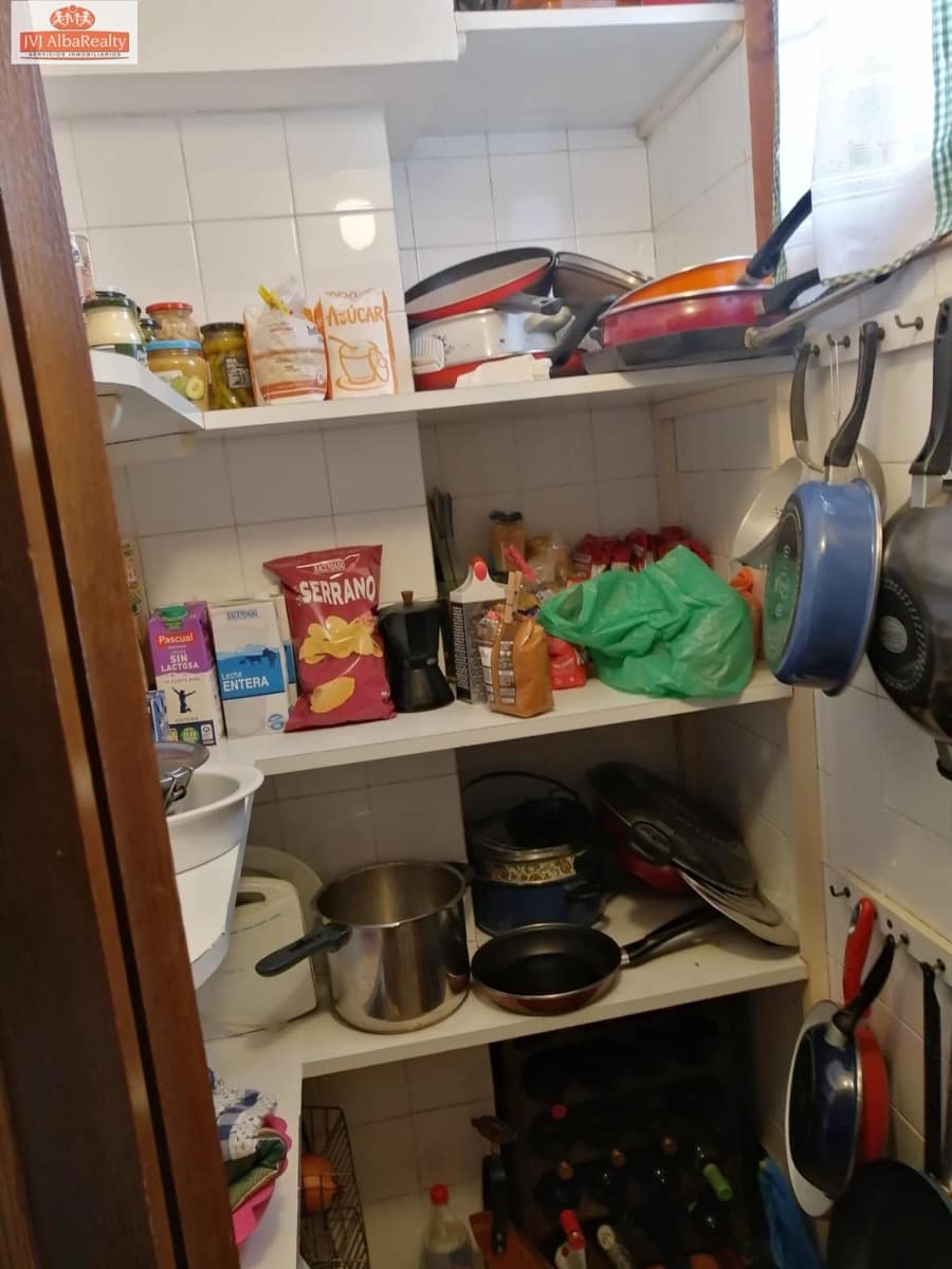 5 bedroom Flat for sale in Albacete city with garage - € 537,000 (Ref: 9723645)