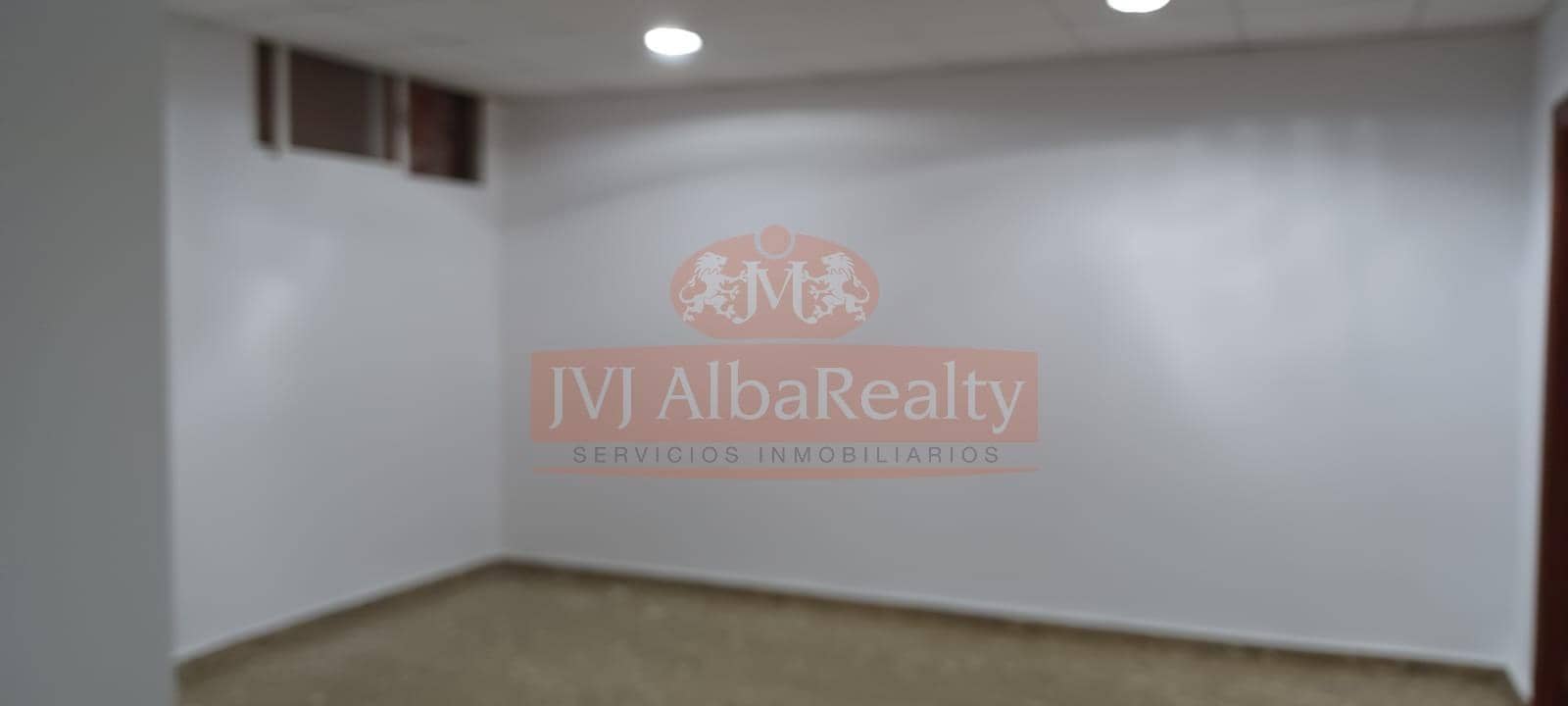 Commercial for sale in Albacete city - € 750,000 (Ref: 9723646)