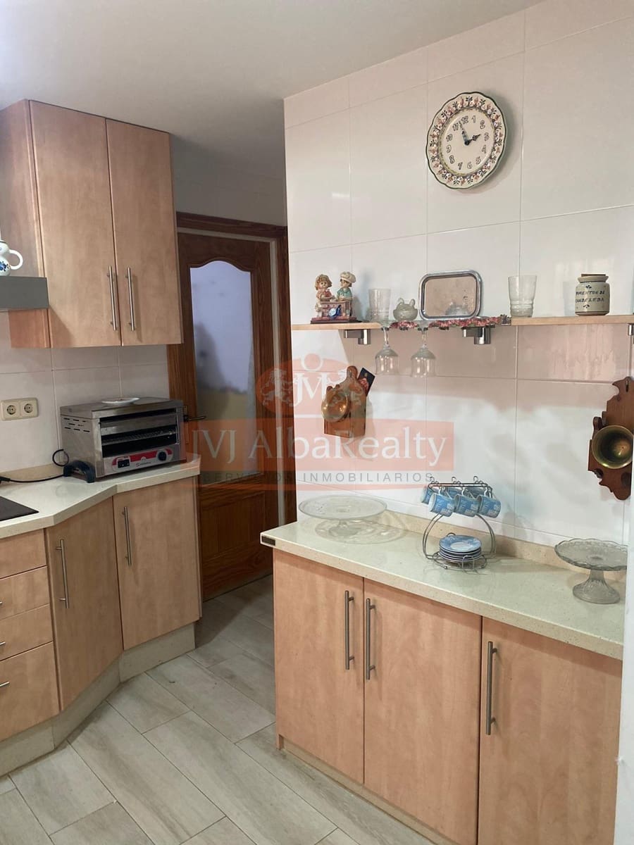 5 soveværelse Lejlighed til salg i Albacete by - € 252.000 (Ref: 9723651)