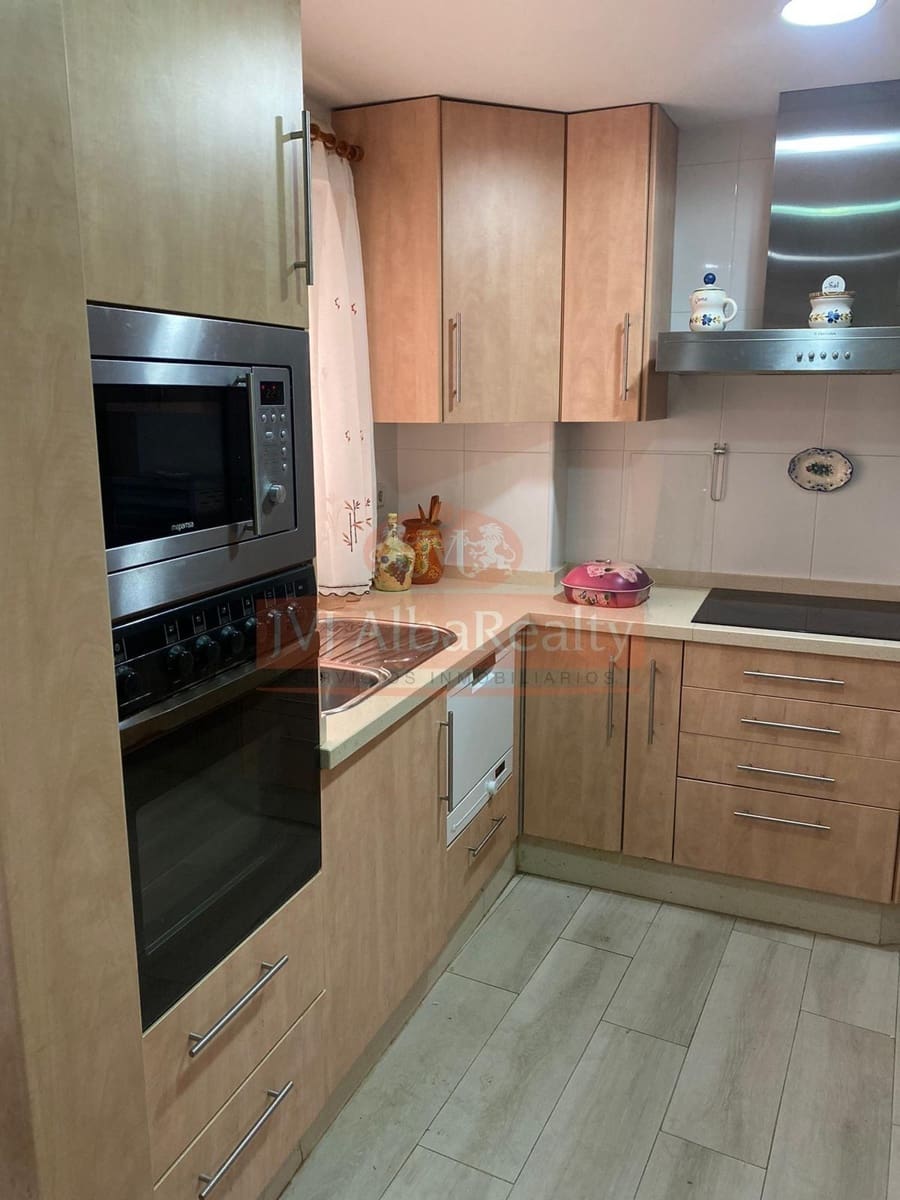 5 soveværelse Lejlighed til salg i Albacete by - € 252.000 (Ref: 9723651)