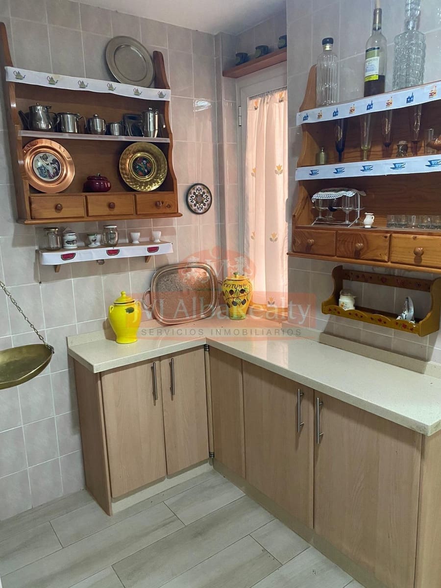 5 soveværelse Lejlighed til salg i Albacete by - € 252.000 (Ref: 9723651)