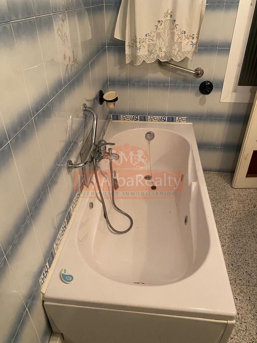 5 soveværelse Lejlighed til salg i Albacete by - € 252.000 (Ref: 9723651)