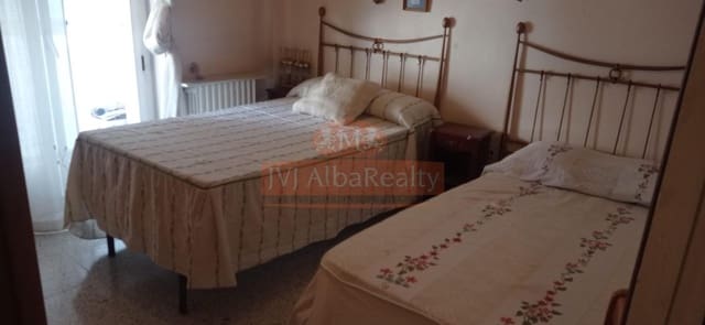 5 soveværelse Lejlighed til salg i Albacete by - € 252.000 (Ref: 9723651)