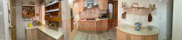 5 soveværelse Lejlighed til salg i Albacete by - € 252.000 (Ref: 9723651)