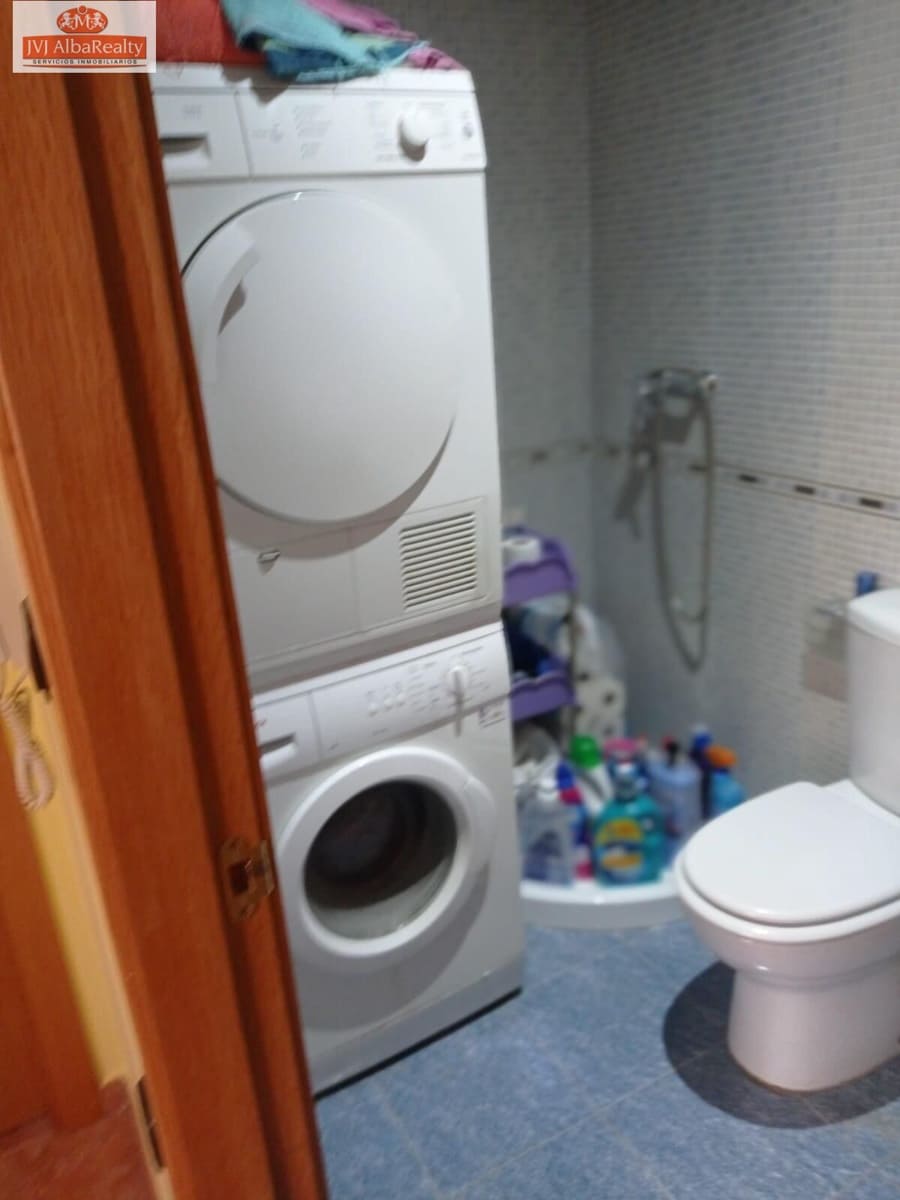 4 bedroom Terraced Villa for sale in Valdeganga with garage - € 150,000 (Ref: 9723652)