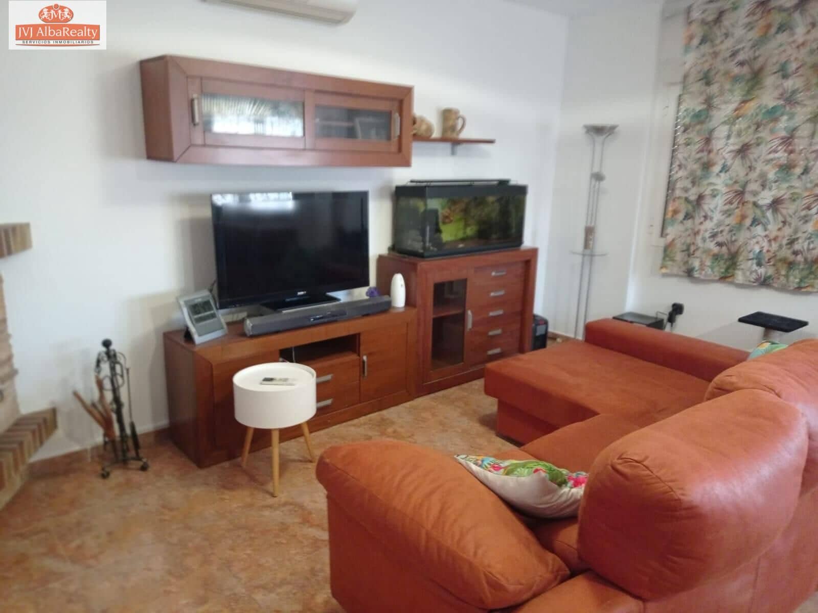4 bedroom Terraced Villa for sale in Valdeganga with garage - € 150,000 (Ref: 9723652)