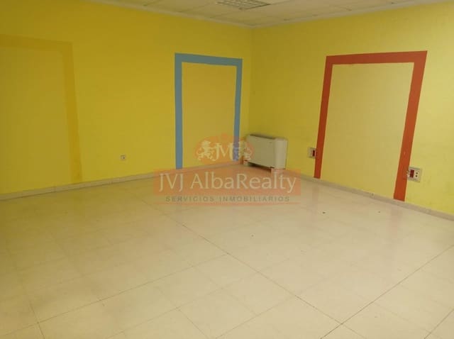 Commercial for sale in Industria, Albacete city with garage - € 400,000 (Ref: 9723656)