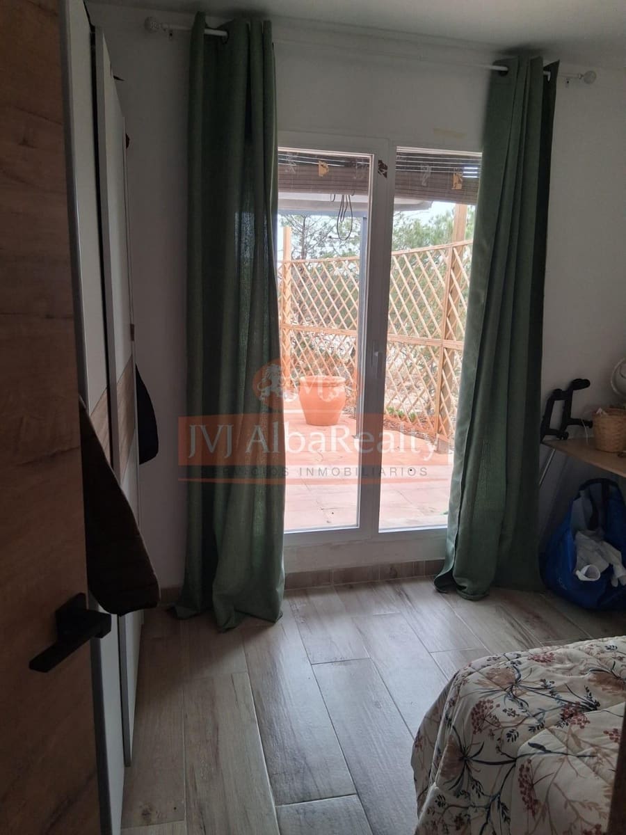 2 bedroom Villa for sale in Albacete city with pool - € 260,000 (Ref: 9723657)