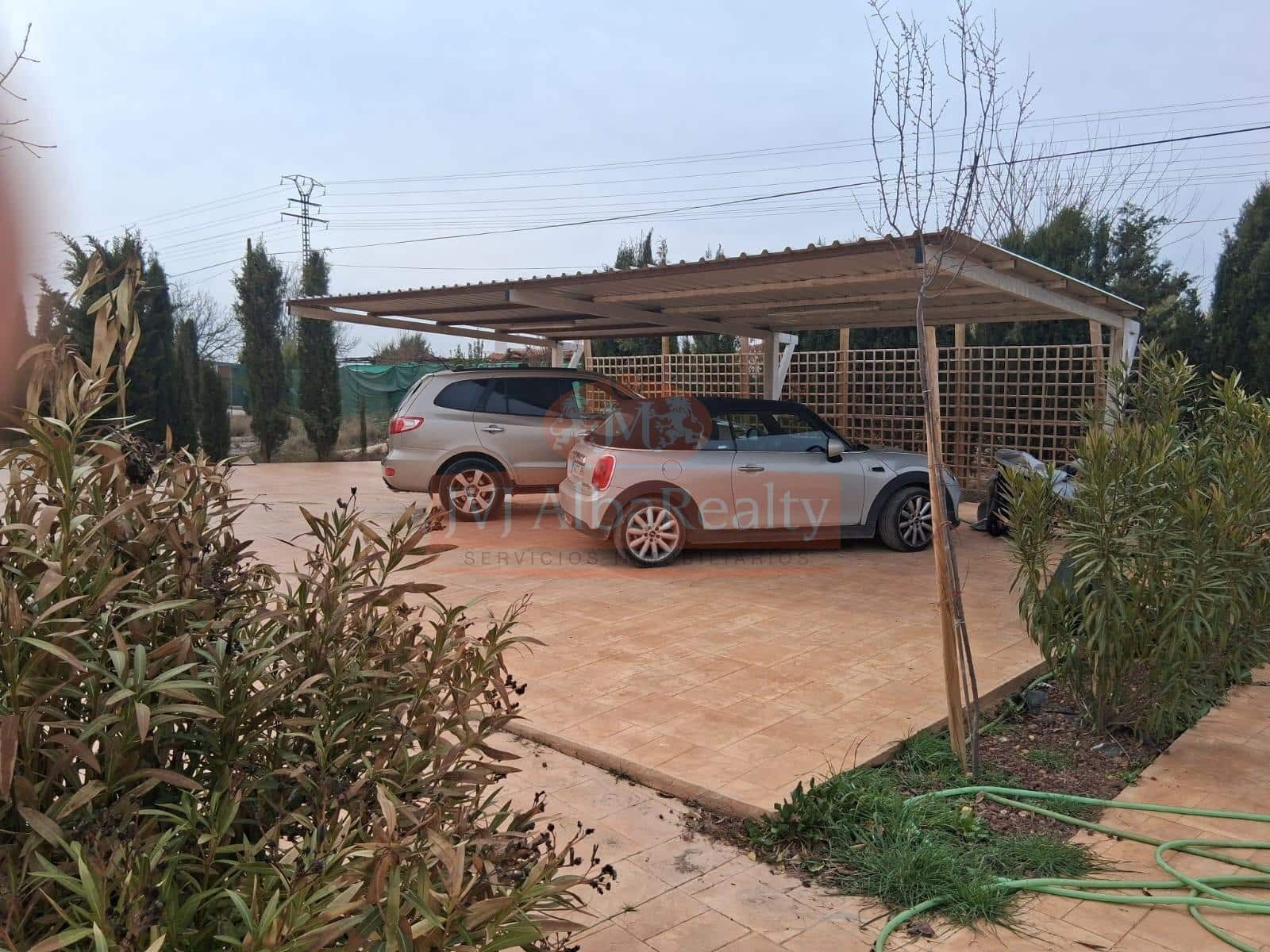 2 bedroom Villa for sale in Albacete city with pool - € 260,000 (Ref: 9723657)