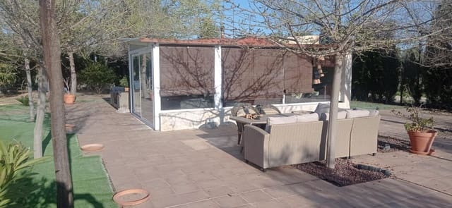 2 soveværelse Villa til salg i Albacete by med swimmingpool - € 260.000 (Ref: 9723657)