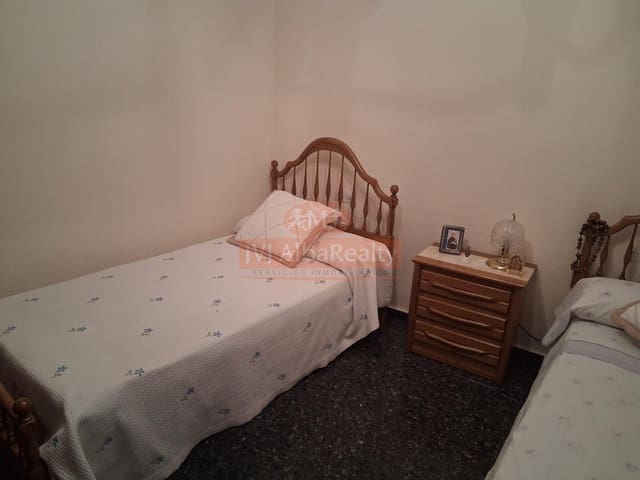 4 quarto Apartamento para venda em Albacete cidade com garagem - 335 000 € (Ref: 9723658)