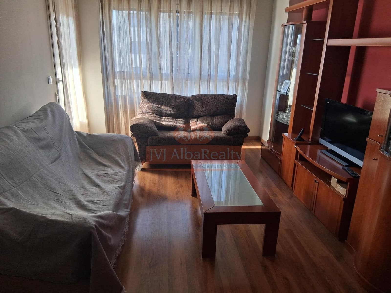 3 bedroom Flat for sale in Albacete city with pool garage - € 300,000 (Ref: 9723660)
