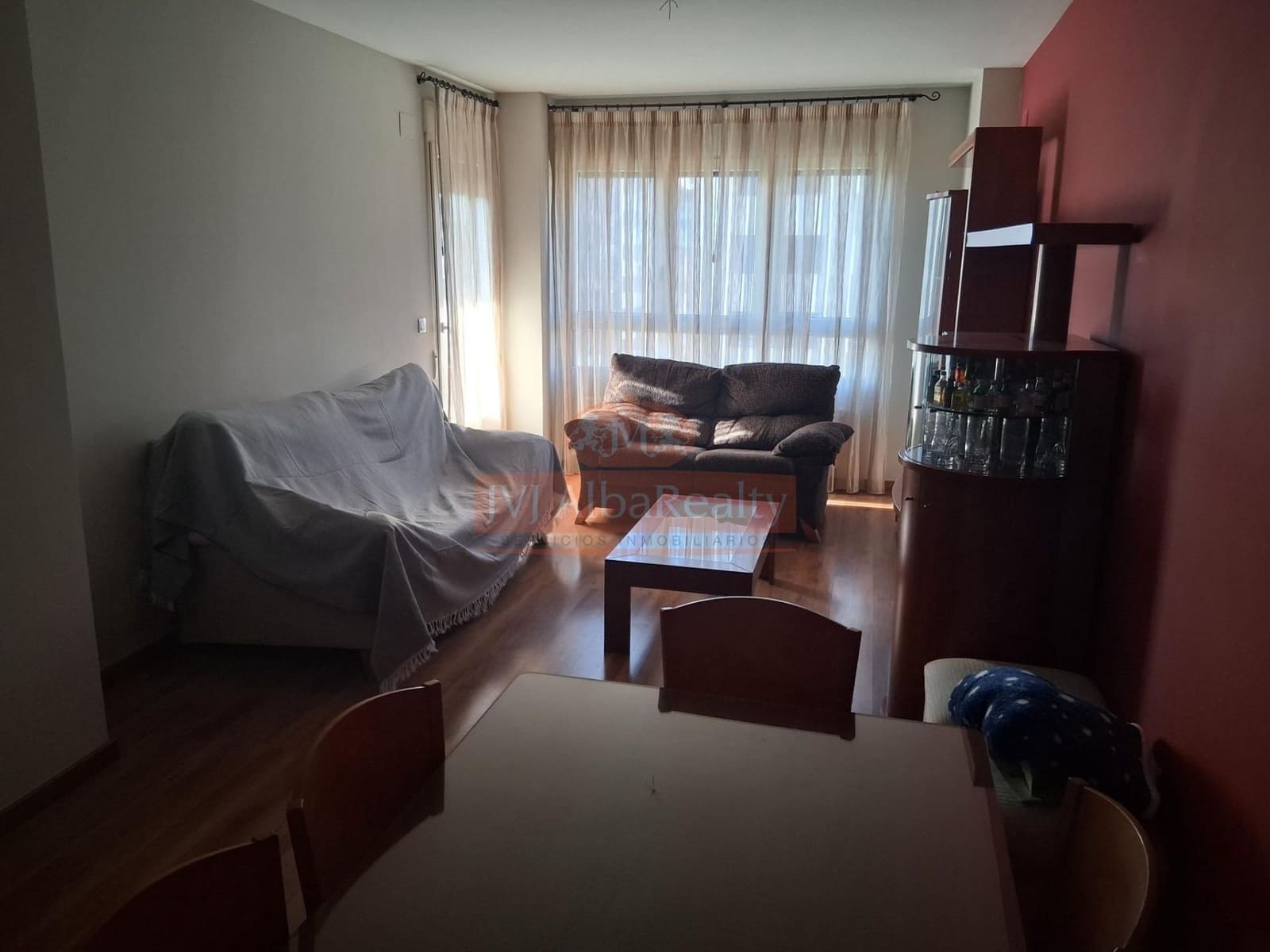 3 bedroom Flat for sale in Albacete city with pool garage - € 300,000 (Ref: 9723660)