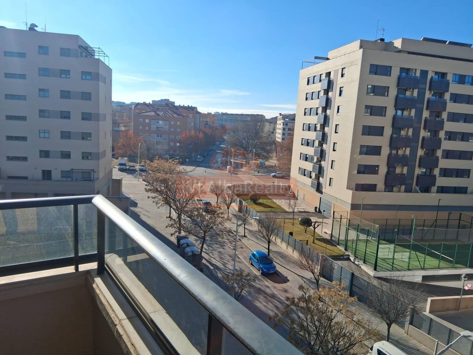 3 bedroom Flat for sale in Albacete city with pool garage - € 300,000 (Ref: 9723660)