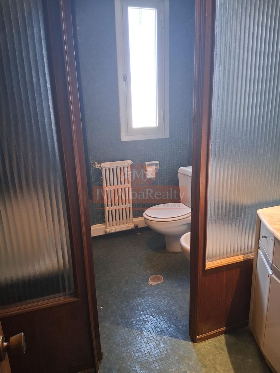 4 bedroom Flat for sale in Albacete city - € 380,000 (Ref: 9723663)