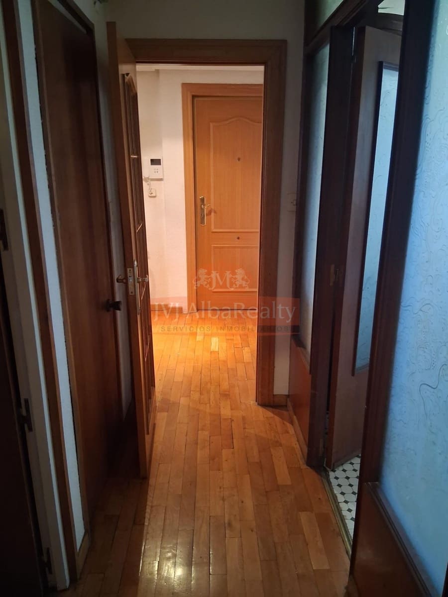 4 bedroom Flat for sale in Albacete city - € 380,000 (Ref: 9723663)