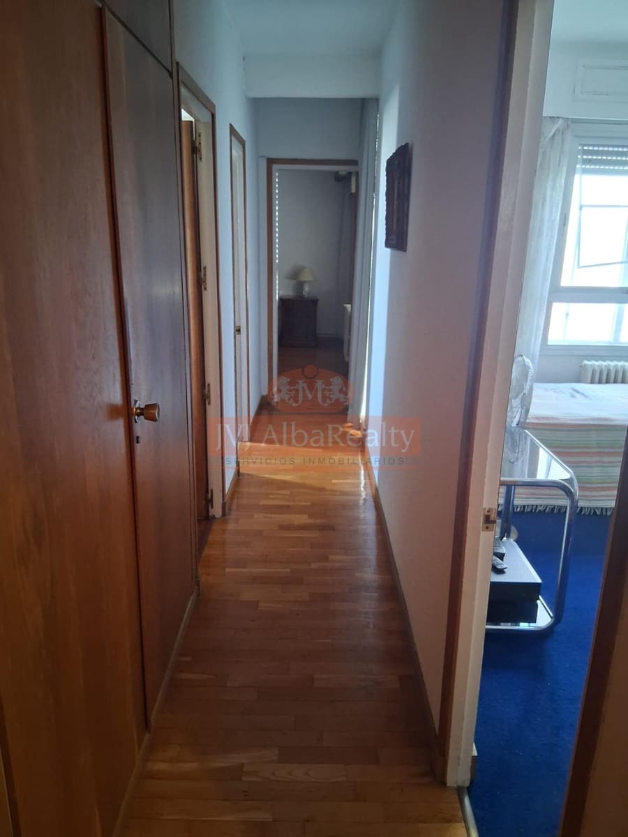 4 bedroom Flat for sale in Albacete city - € 380,000 (Ref: 9723663)