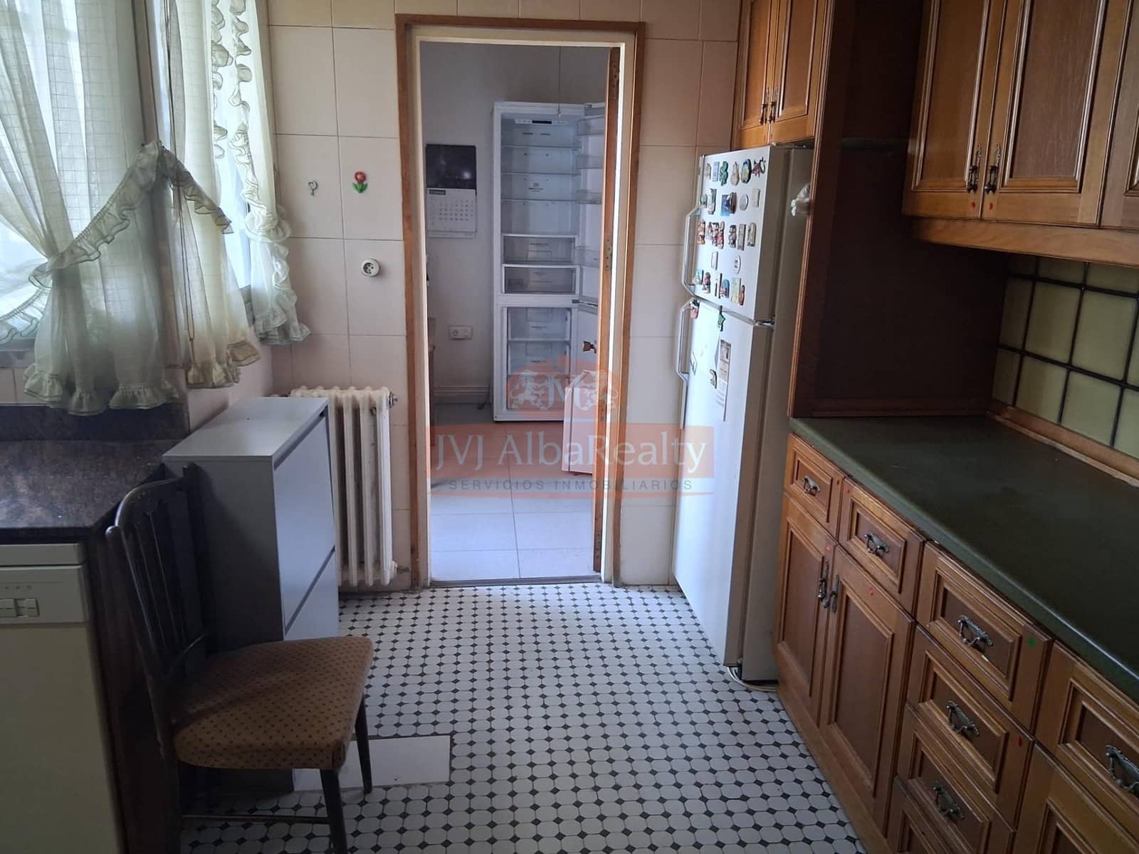 4 bedroom Flat for sale in Albacete city - € 380,000 (Ref: 9723663)