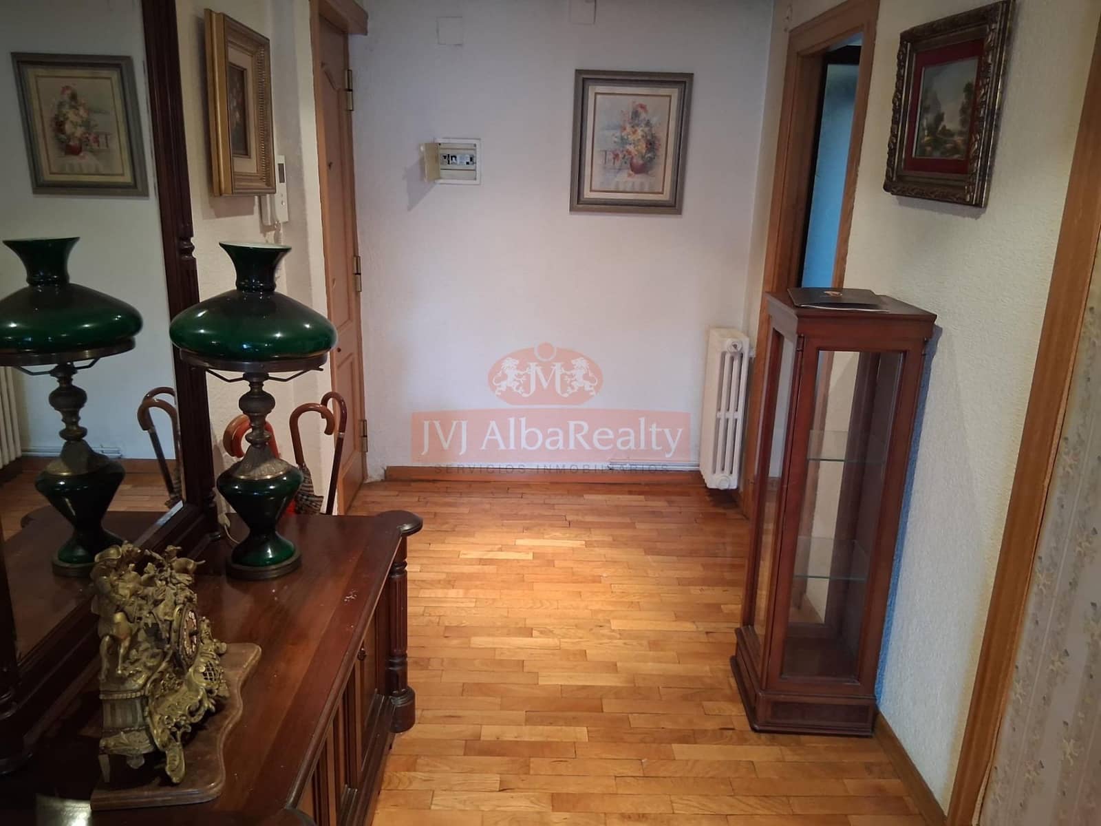 4 bedroom Flat for sale in Albacete city - € 380,000 (Ref: 9723663)