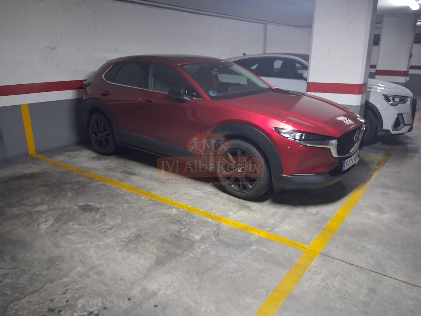 4 bedroom Flat for sale in Albacete city - € 380,000 (Ref: 9723663)