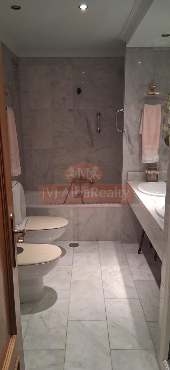 3 bedroom Flat for sale in Albacete city - € 280,000 (Ref: 9723664)