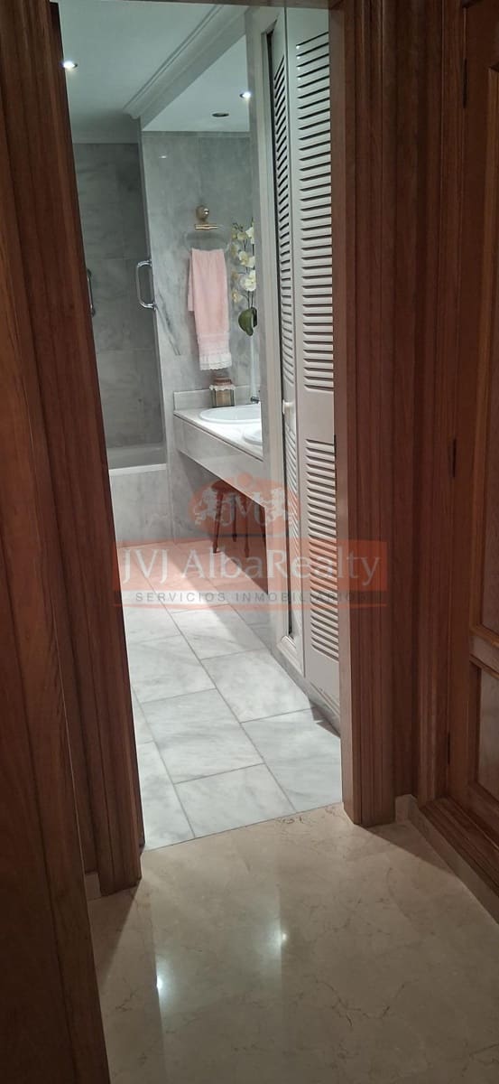 3 bedroom Flat for sale in Albacete city - € 280,000 (Ref: 9723664)