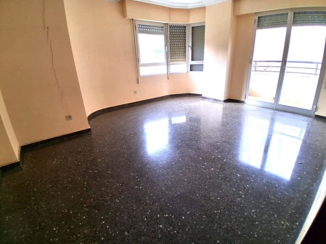 4 sypialnia Mieszkanie na sprzedaż w Miasto Albacete z garażem - 230 000 € (Ref: 9723666)