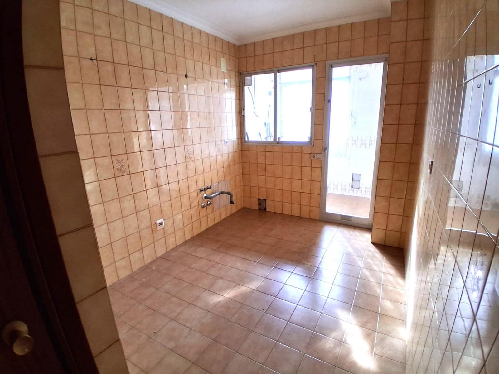 4 bedroom Flat for sale in Albacete city with garage - € 230,000 (Ref: 9723666)