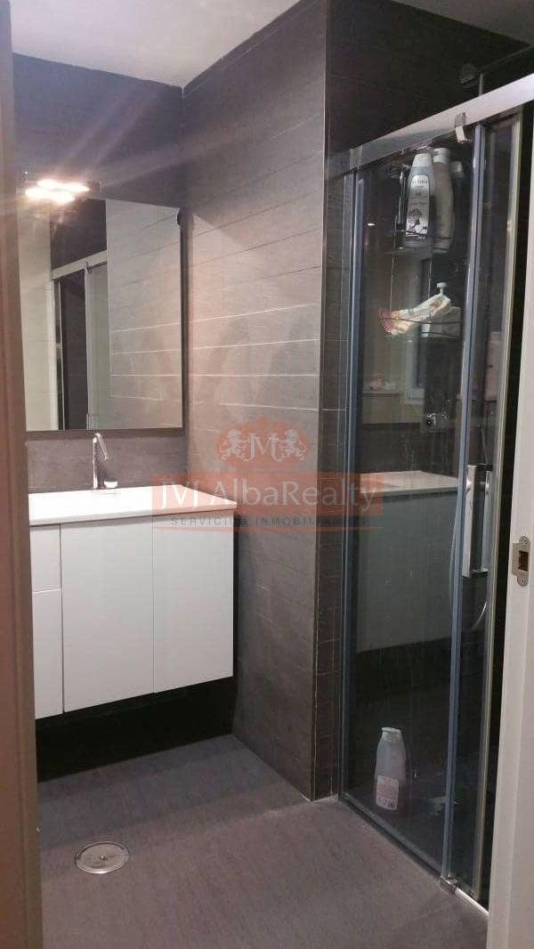 3 bedroom Flat for rent in Albacete city with garage - € 1,000 (Ref: 9723668)