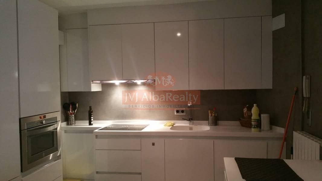 3 bedroom Flat for rent in Albacete city with garage - € 1,000 (Ref: 9723668)