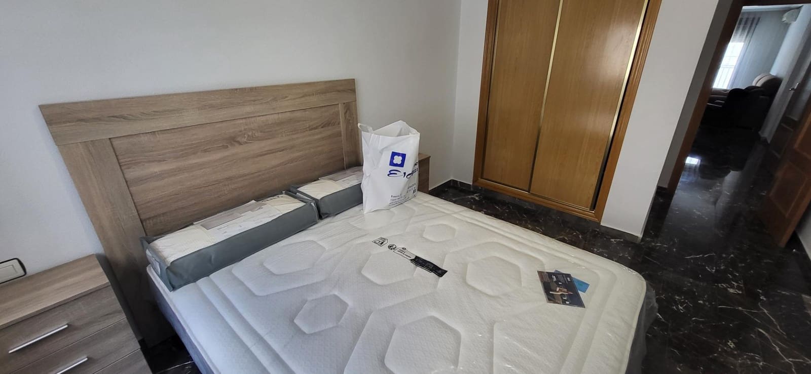 2 bedroom Apartment for rent in Albacete city - € 850 (Ref: 9723670)