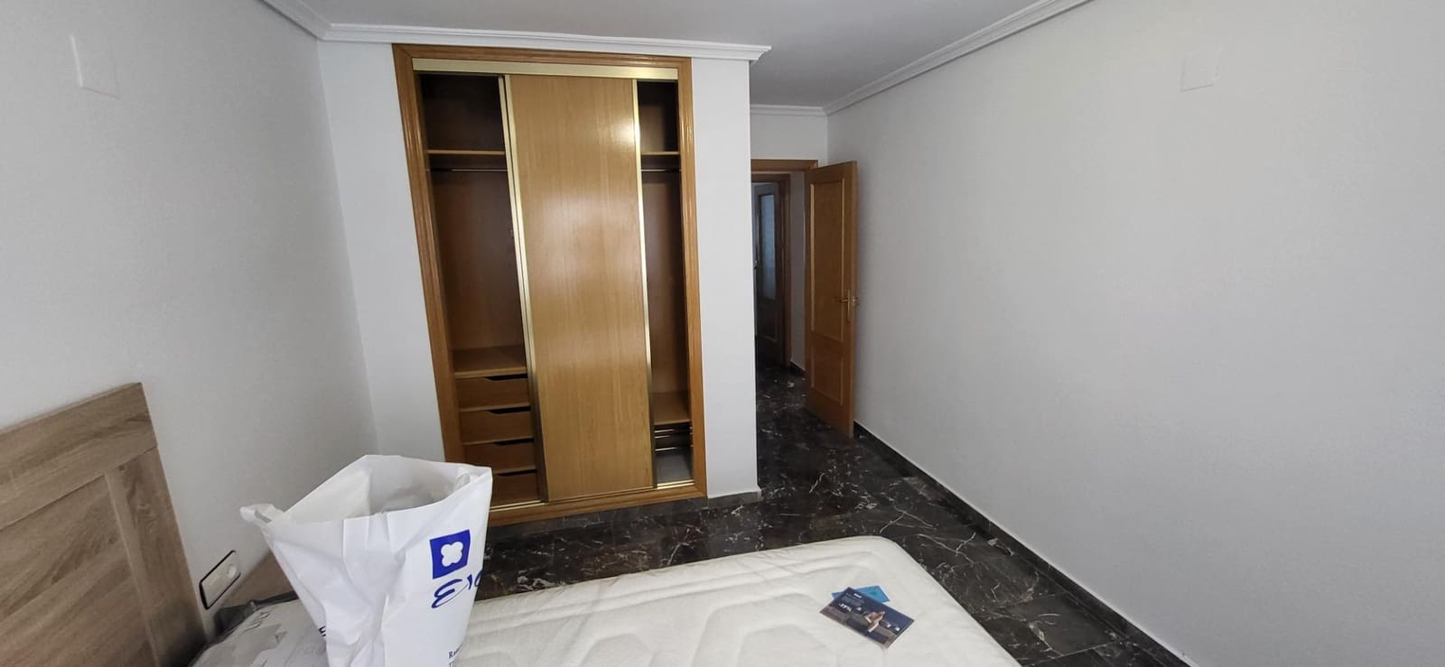 2 bedroom Apartment for rent in Albacete city - € 850 (Ref: 9723670)