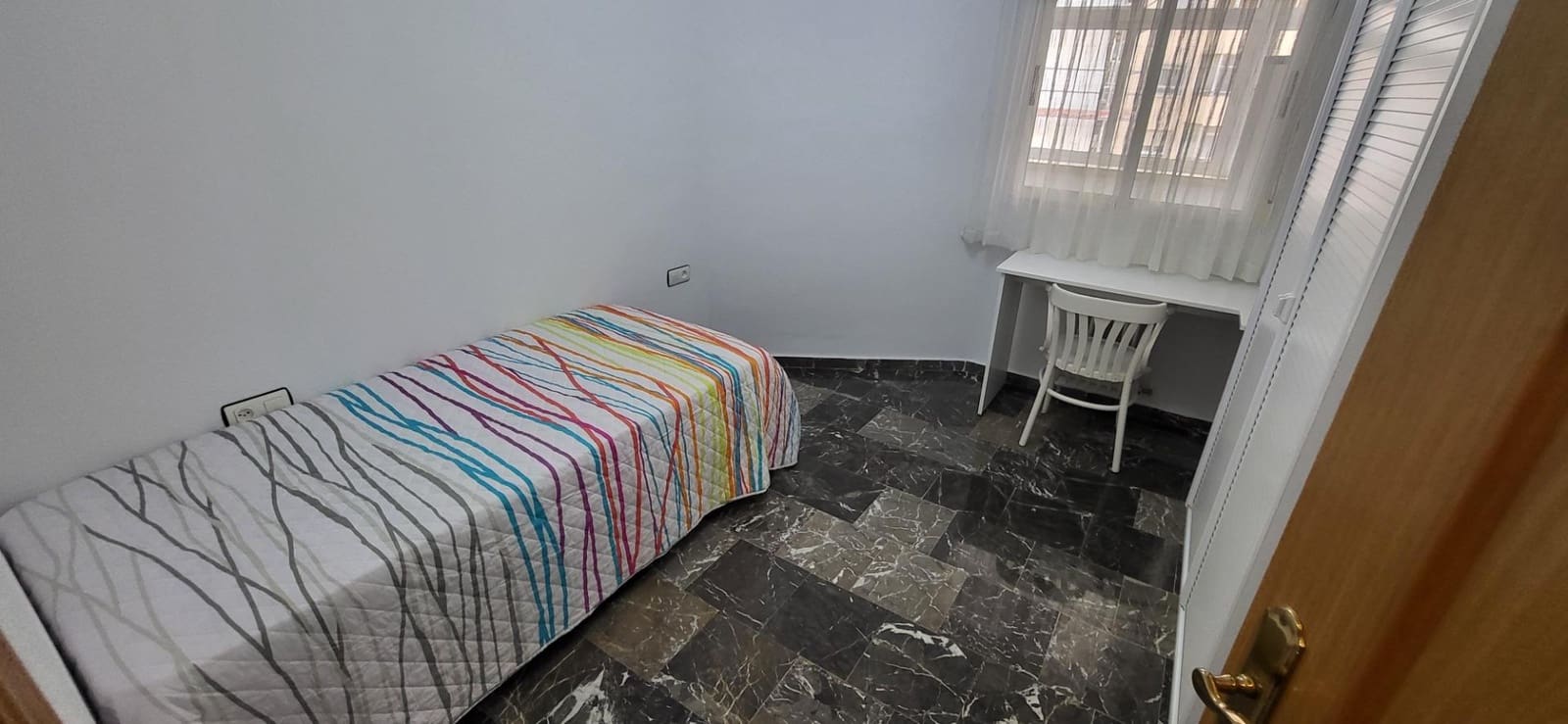 2 bedroom Apartment for rent in Albacete city - € 850 (Ref: 9723670)