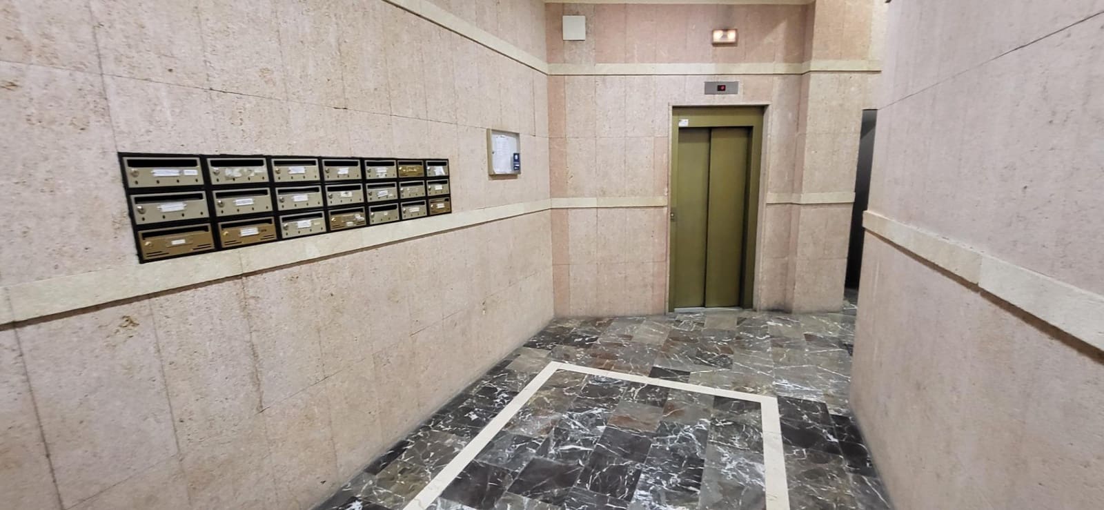 2 bedroom Apartment for rent in Albacete city - € 850 (Ref: 9723670)