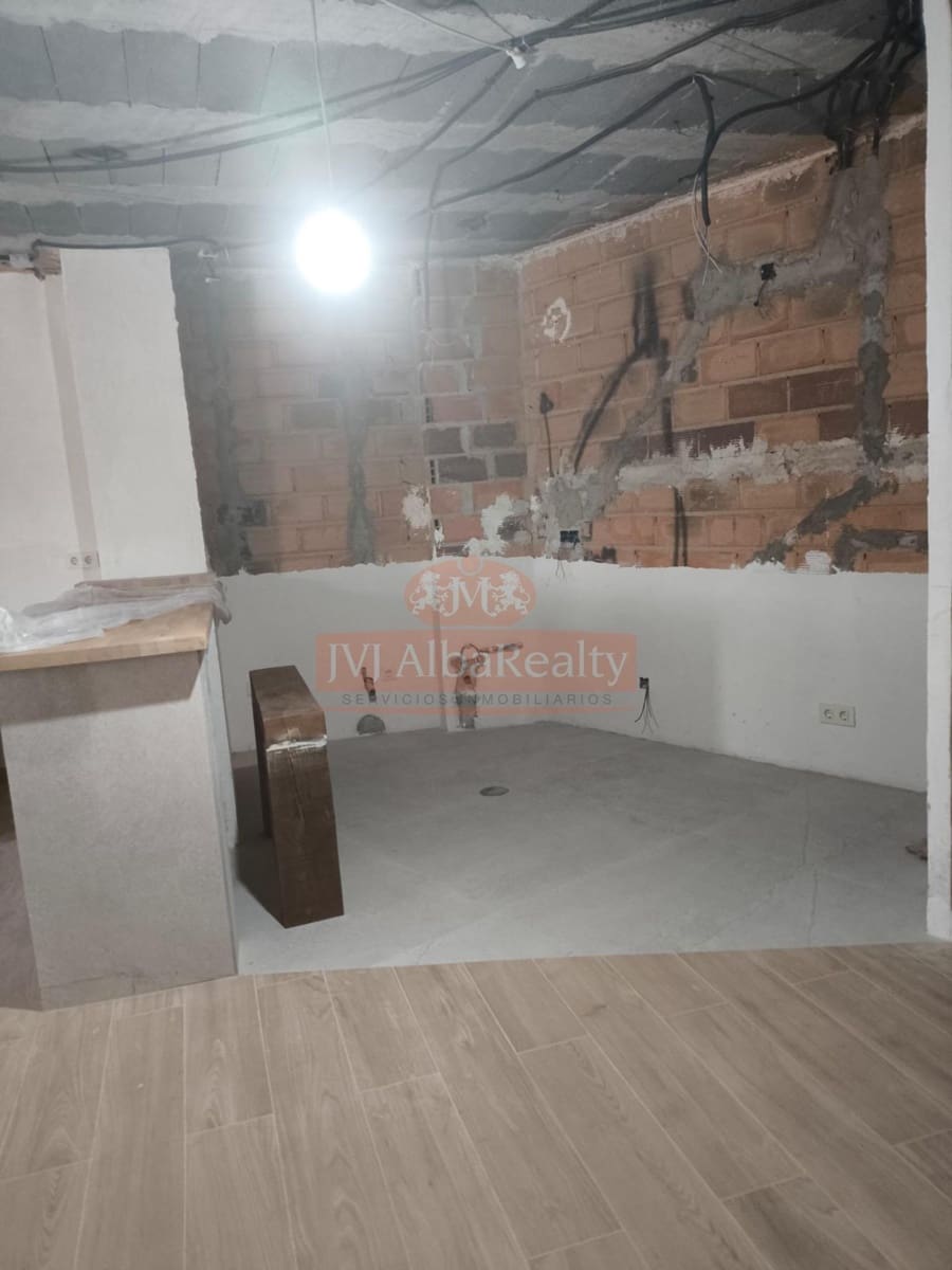 3 bedroom Apartment for sale in Alcaraz - € 125,000 (Ref: 9723671)