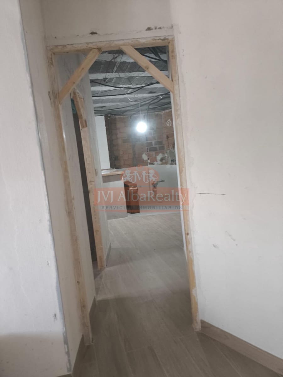 3 bedroom Apartment for sale in Alcaraz - € 125,000 (Ref: 9723671)