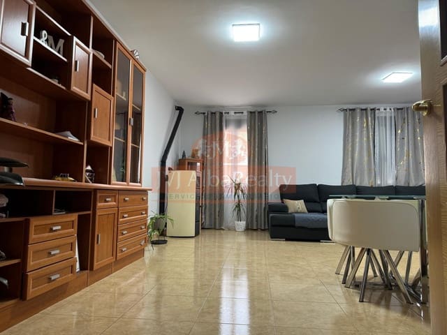 3 bedroom Apartment for sale in Alcaraz - € 125,000 (Ref: 9723671)