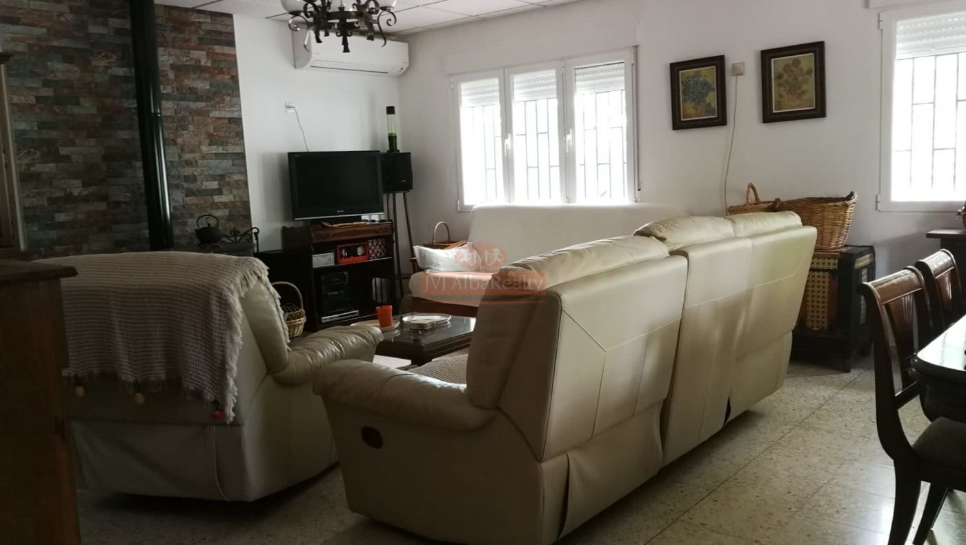 2 sypialnia Willa na sprzedaż w Miasto Albacete z garażem - 198 000 € (Ref: 9723675)