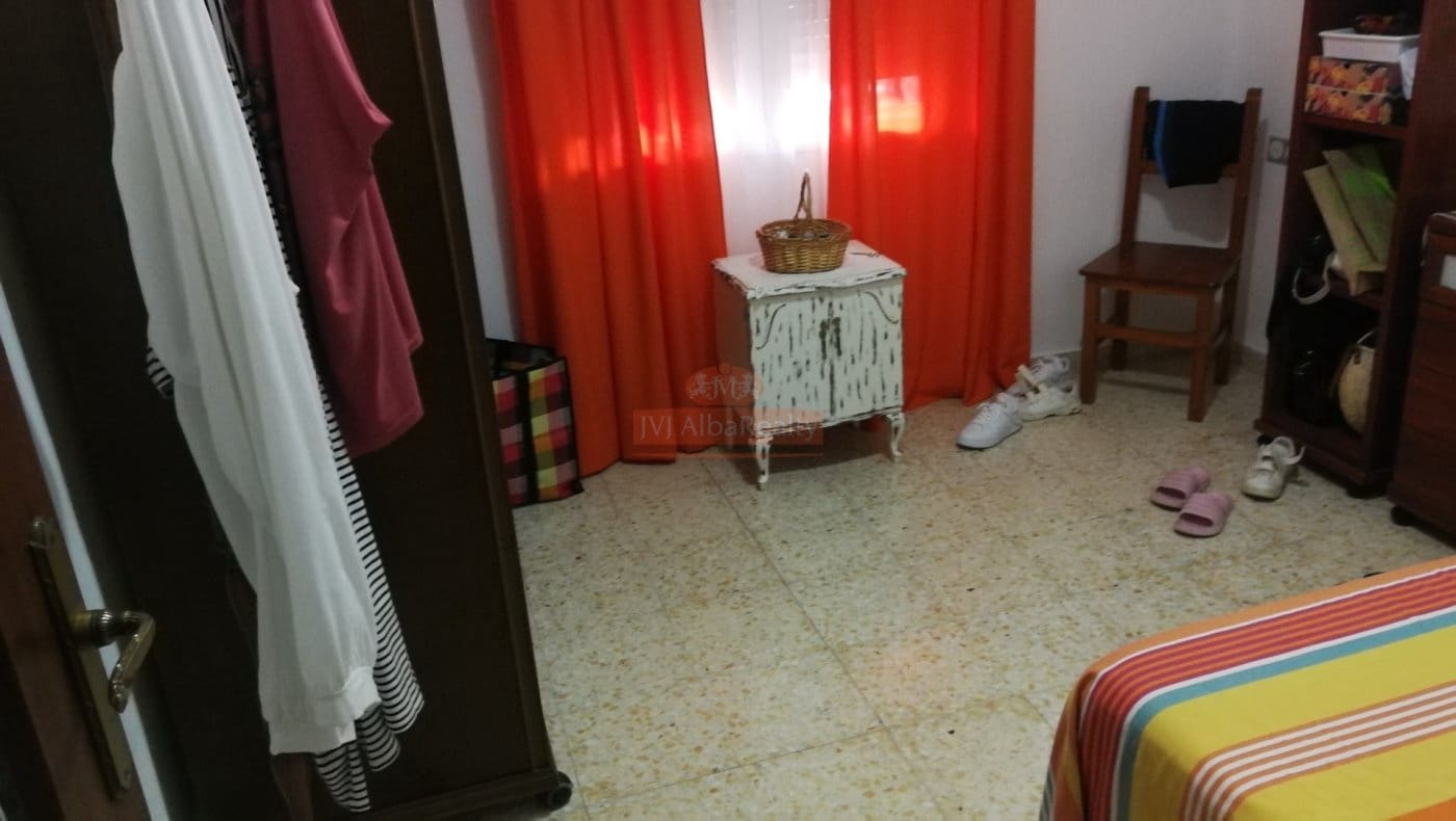 2 sypialnia Willa na sprzedaż w Miasto Albacete z garażem - 198 000 € (Ref: 9723675)