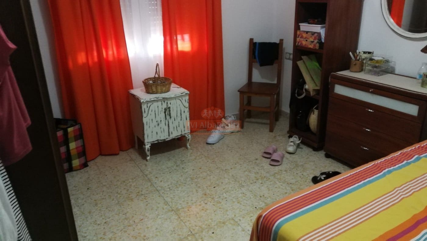 2 sypialnia Willa na sprzedaż w Miasto Albacete z garażem - 198 000 € (Ref: 9723675)