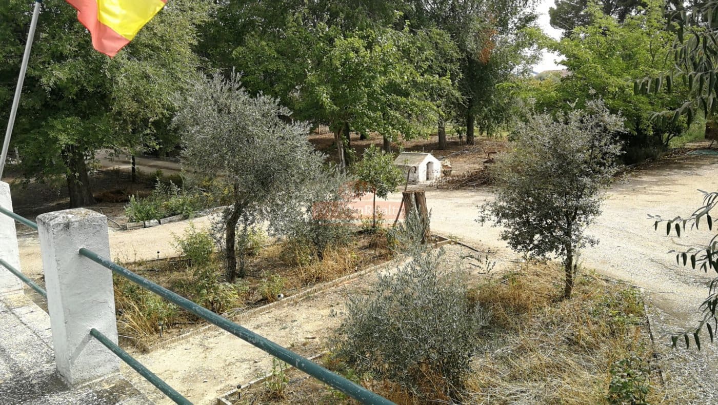 2 sypialnia Willa na sprzedaż w Miasto Albacete z garażem - 198 000 € (Ref: 9723675)