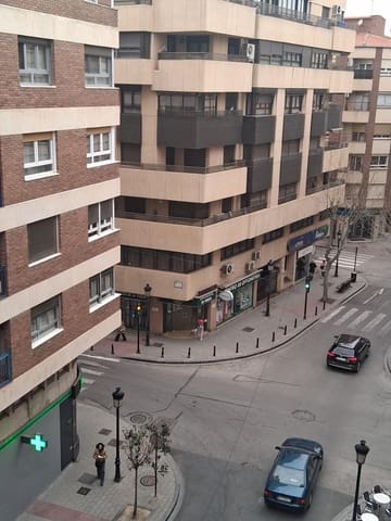 3 quarto Apartamento para venda em Albacete cidade - 245 000 € (Ref: 9723676)