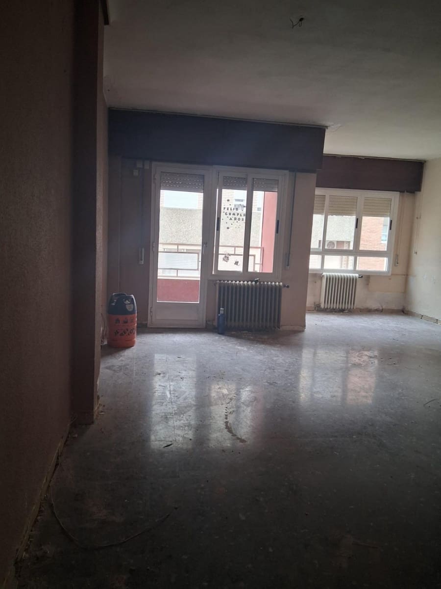 3 bedroom Flat for sale in Albacete city - € 245,000 (Ref: 9723676)