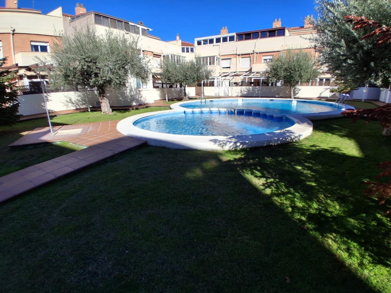 5 bedroom Terraced Villa for sale in Albacete city with pool garage - € 470,000 (Ref: 9723677)