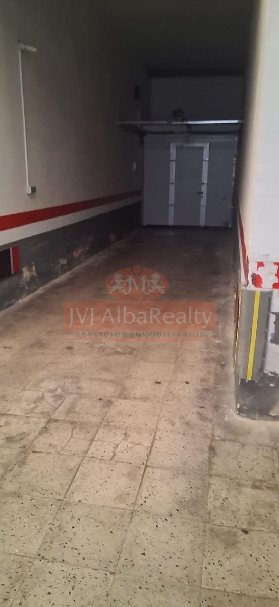4 bedroom Flat for rent in Albacete city - € 1,200 (Ref: 9723678)