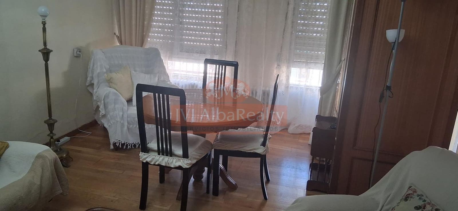 4 bedroom Flat for rent in Albacete city - € 1,200 (Ref: 9723678)