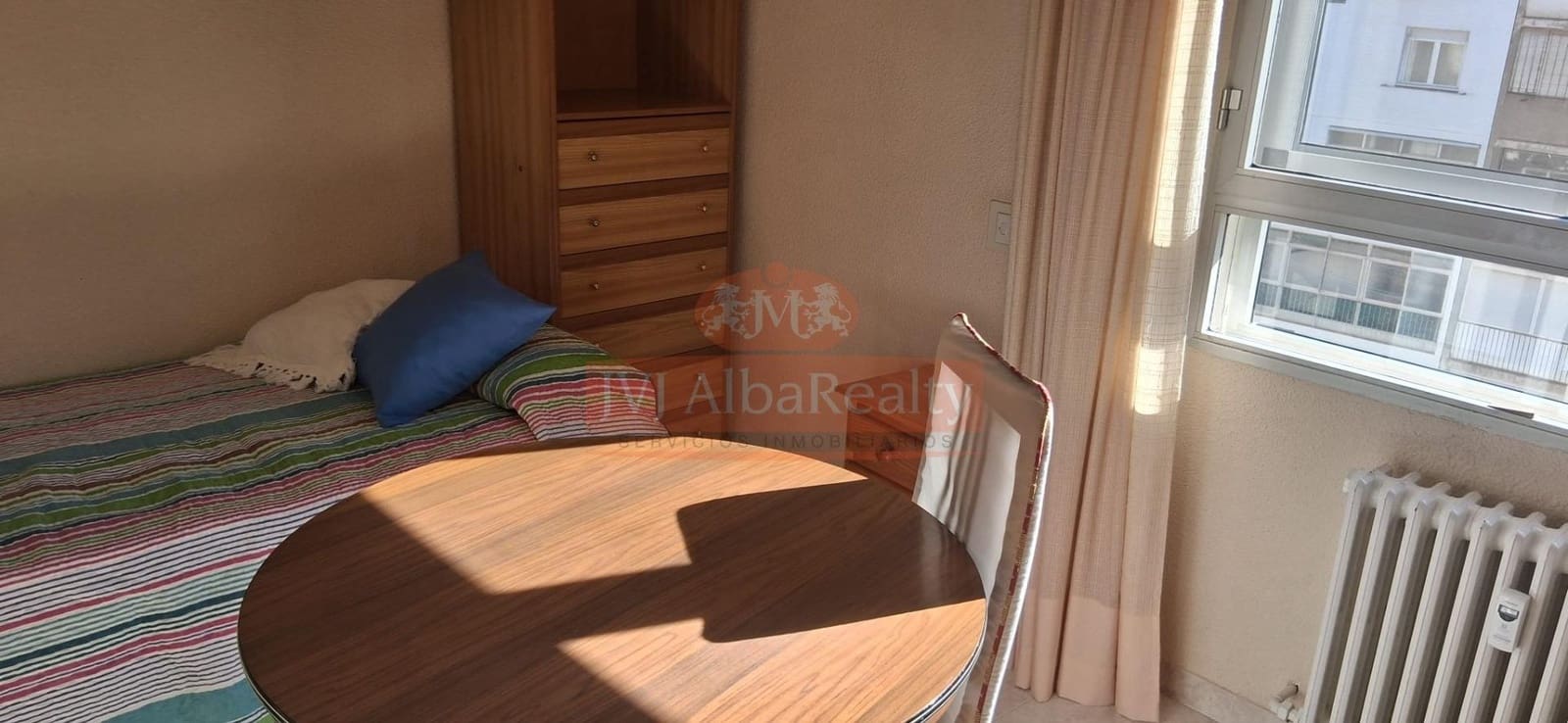 4 bedroom Flat for rent in Albacete city - € 1,200 (Ref: 9723678)