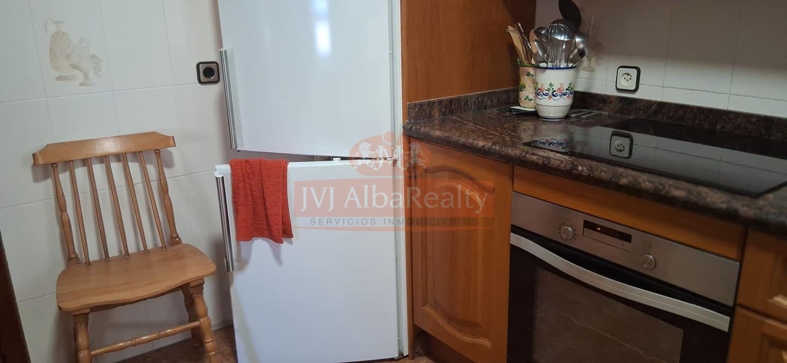 4 bedroom Flat for rent in Albacete city - € 1,200 (Ref: 9723678)