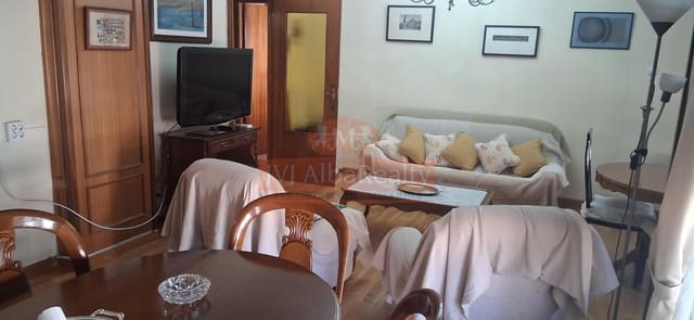 4 bedroom Flat for rent in Albacete city - € 1,200 (Ref: 9723678)