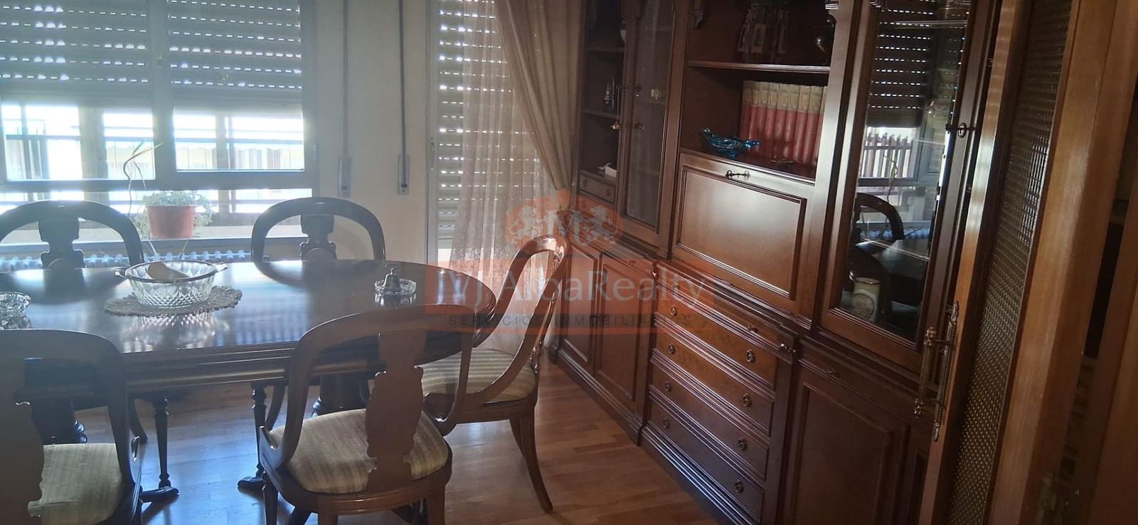 4 bedroom Flat for rent in Albacete city - € 1,200 (Ref: 9723678)